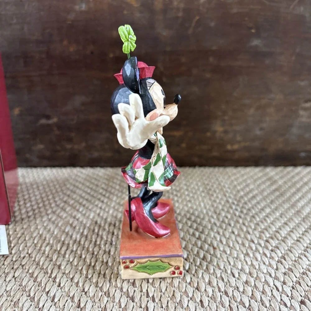 Disney Traditions Jim Shore Merry Minnie Mouse Figurine 4051967